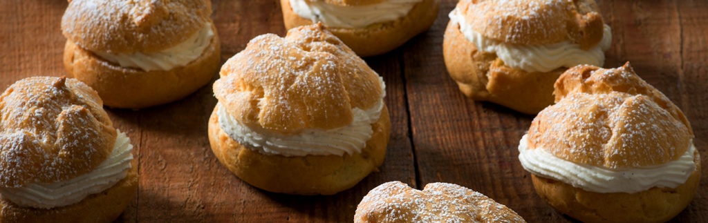 Olive Oil Cream Puffs with Vanilla