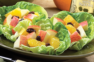 Apple-Orange-Raisin Fruit Salad