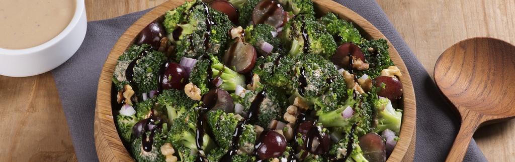 Creamy Broccoli and Grape Salad