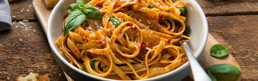 Linguine with Pesto, Green Beans and Potatoes